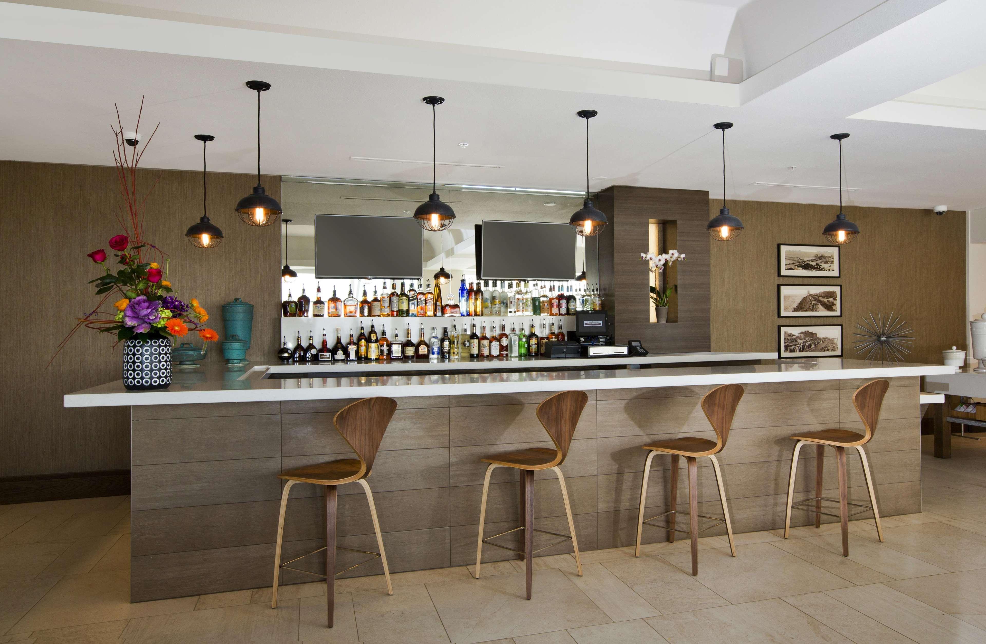 Doubletree By Hilton Galveston Beach Exterior foto